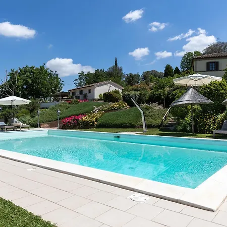 Santa Margherita Agroturismo *